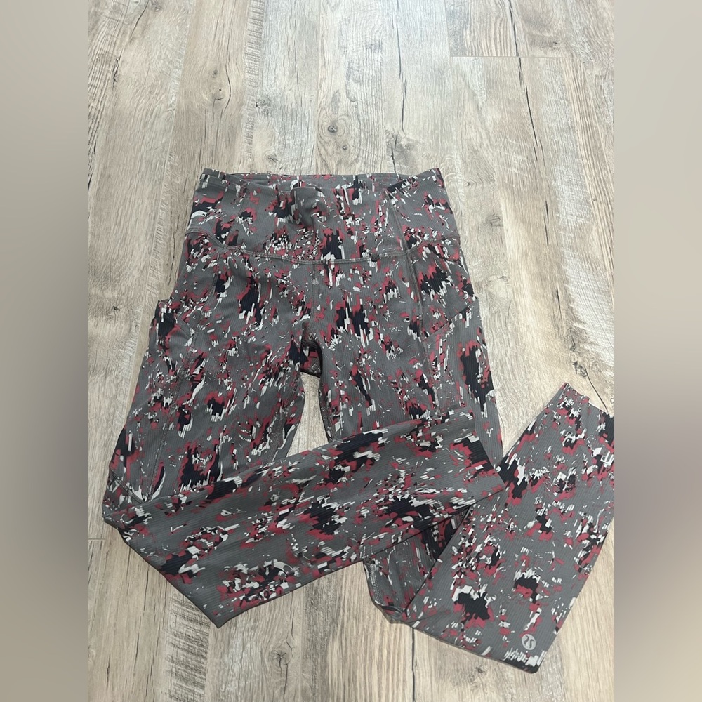 LULULEMON Fast and Free High Rise Tight Size 6